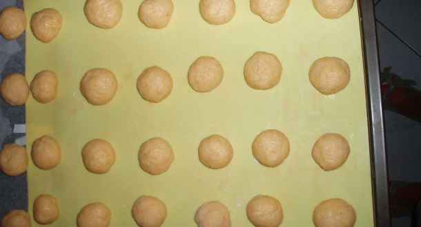 Preparazione dei biscotti allo yogurt: step 3