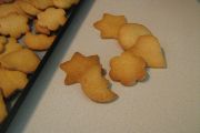 biscotti ripieni di confettura di prugne
