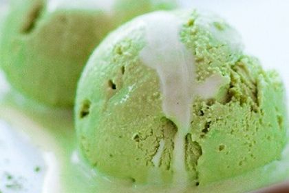 gelato aromatizzato al the verde