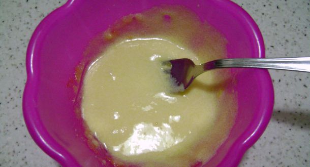 tuorli con lo zucchero