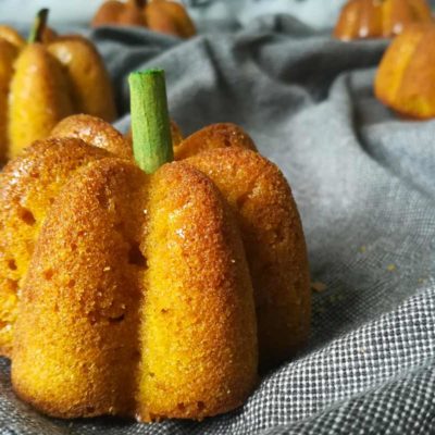 mini bundt cake alla zucca per halloween